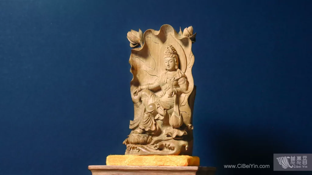 Statue of Avalokiteshvara made of sandalwood
