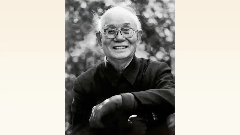 李可染的黑白肖像照