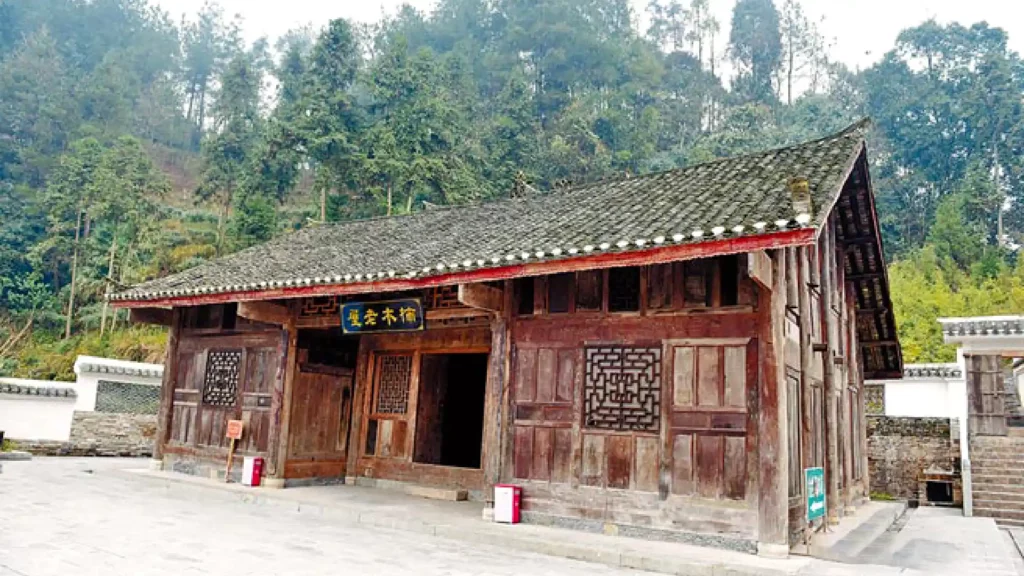 90%由金絲楠木所建造的木屋