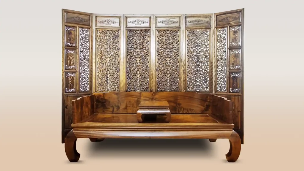 金絲楠木屏風與羅漢椅