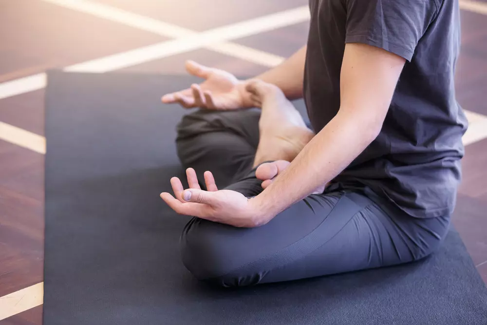 打坐想什么?打坐好处有哪些?